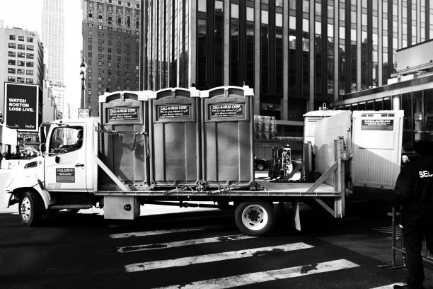 Best Portable bathroom rental  in Glenn Dale, MD